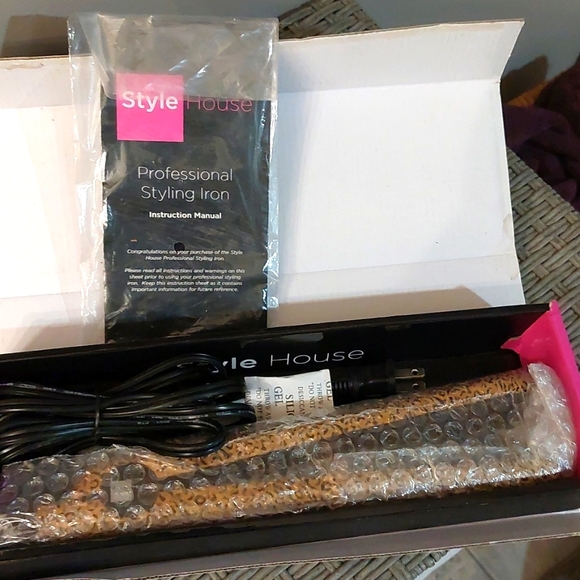 Leopard print flat iron - Picture 2 of 3